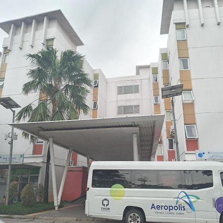 Aero Room Tangerang Exteriér fotografie