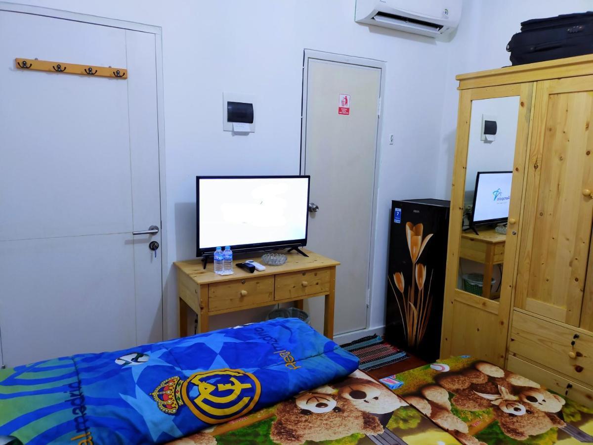 Aero Room Tangerang Exteriér fotografie